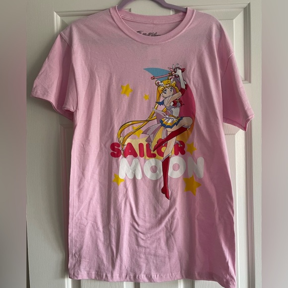 Sailor Moon Tops - NWT Sailor Moon Anime Manga Pink Graphic Tee Shirt Top Oversized Size M L